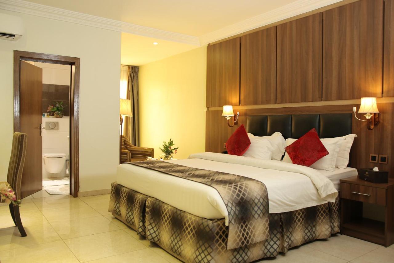 Grand Pela Hotel & Suites Abuja Exteriér fotografie