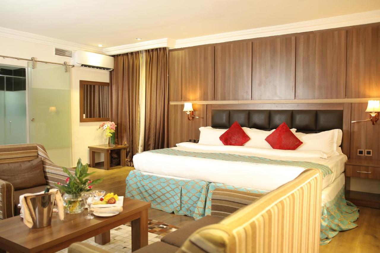Grand Pela Hotel & Suites Abuja Exteriér fotografie