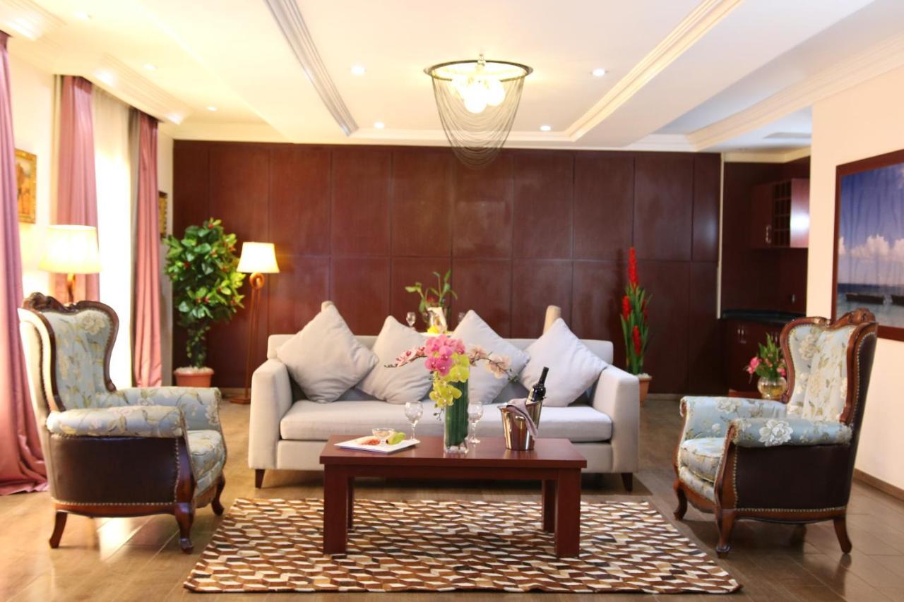 Grand Pela Hotel & Suites Abuja Exteriér fotografie