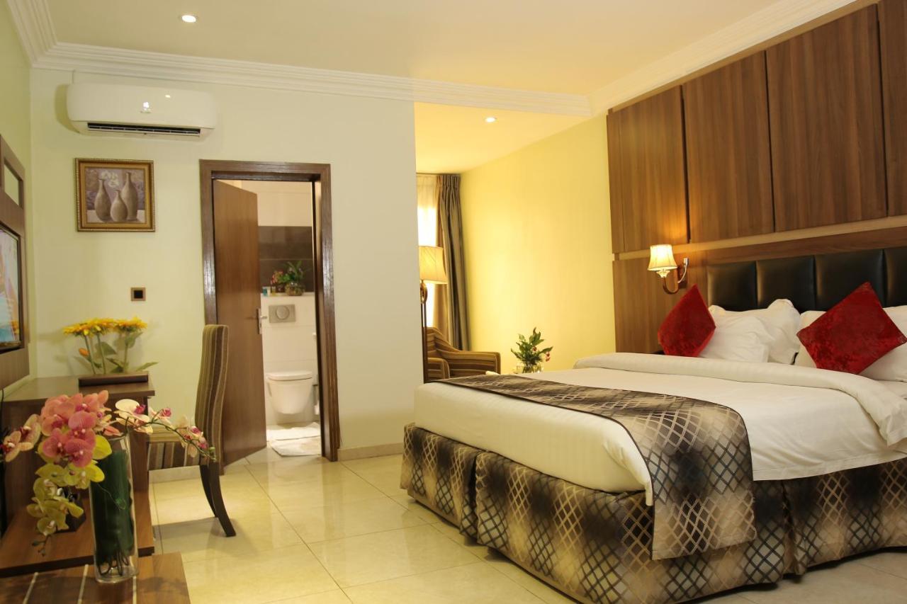 Grand Pela Hotel & Suites Abuja Exteriér fotografie