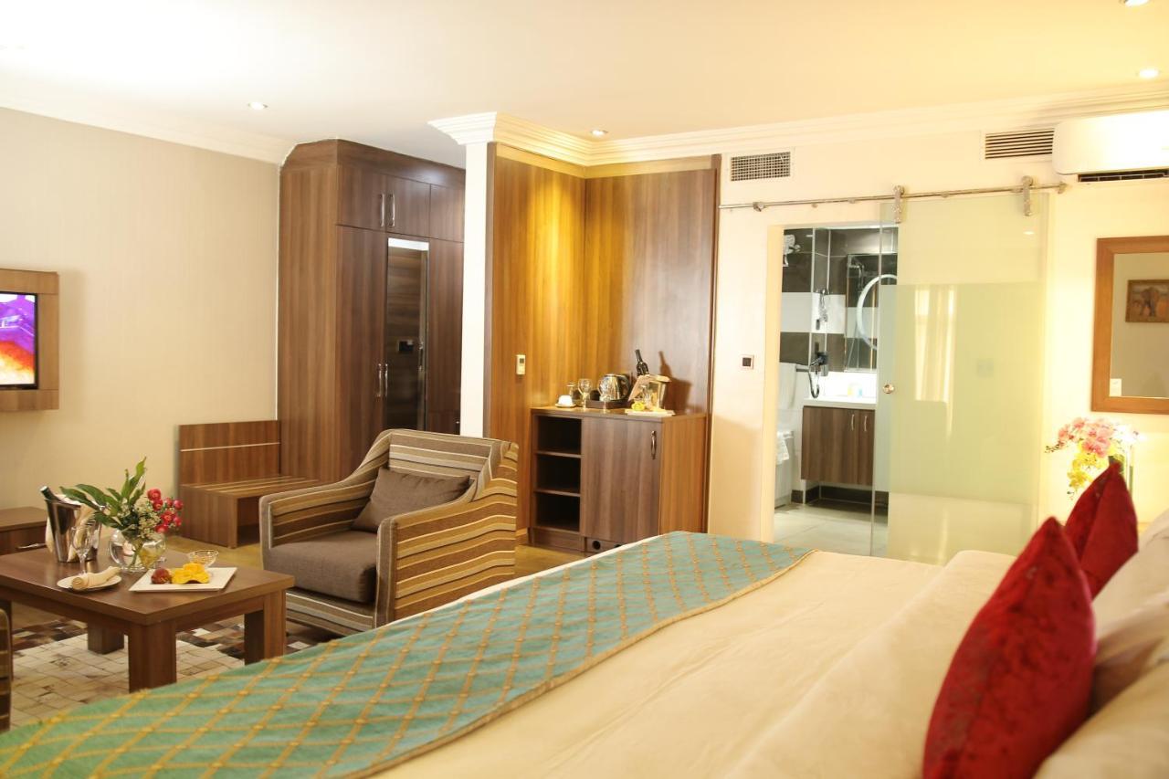 Grand Pela Hotel & Suites Abuja Exteriér fotografie