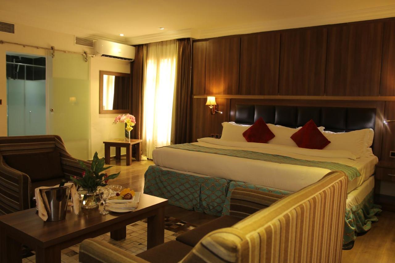Grand Pela Hotel & Suites Abuja Exteriér fotografie