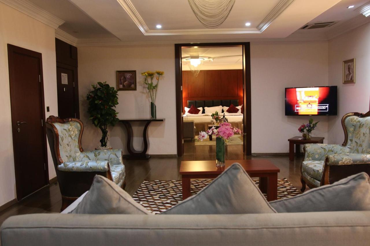 Grand Pela Hotel & Suites Abuja Exteriér fotografie