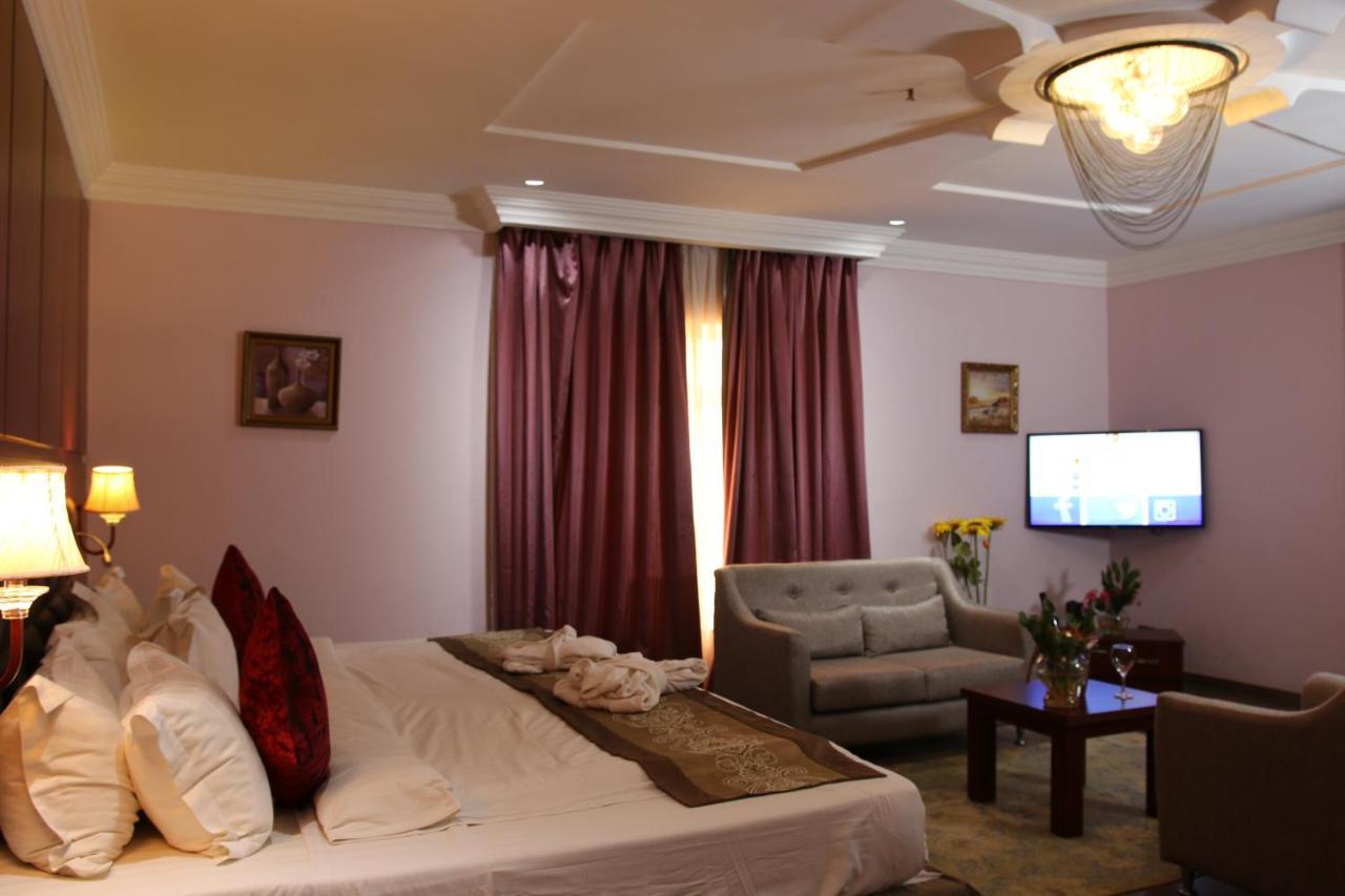Grand Pela Hotel & Suites Abuja Exteriér fotografie
